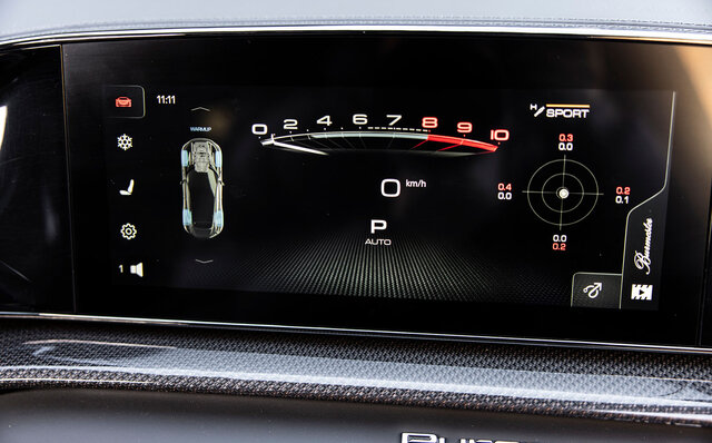 フェラーリプロサングエに北イタリアで試乗──快適性と多用途性を兼ね備えたオールラウンドスーパーカー｜Ferrari