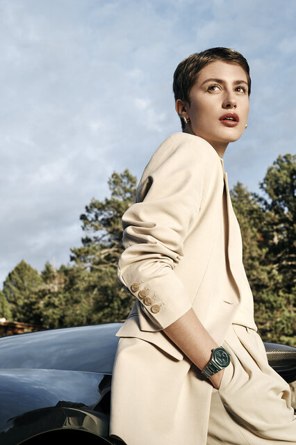 伝統的なグリーンを纏う「ロレアート グリーンセラミック アストンマーティン エディション」｜GIRARD-PERREGAUX