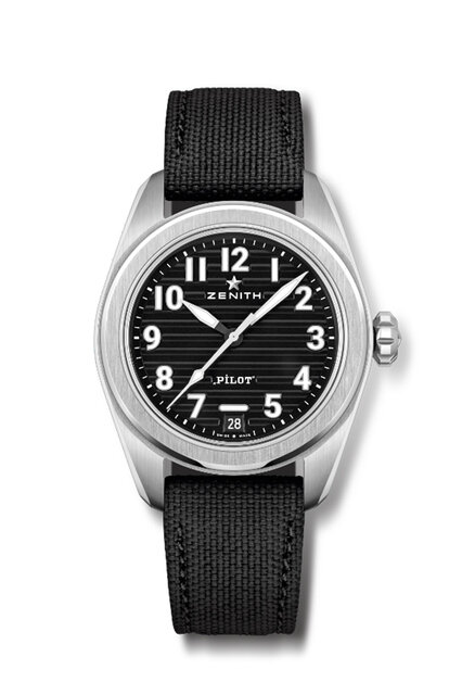 今でも続く空への憧憬。ゼニスの新しい「パイロット」コレクション｜ZENITH