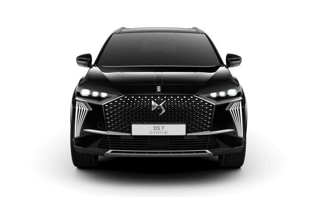 DSオートモビルが手掛けるフラッグシップSUV、新型「DS7」が日本上陸｜DS