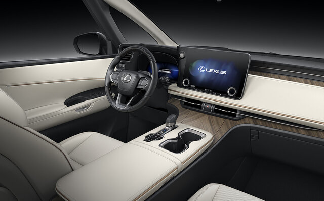 レクサスのフラッグシップMPV新型「LM」が上海モーターショーでワールドプレミア|LEXUS レクサスのフラッグシップMPV新型「LM」が上海モーターショーでワールドプレミア|LEXUS
