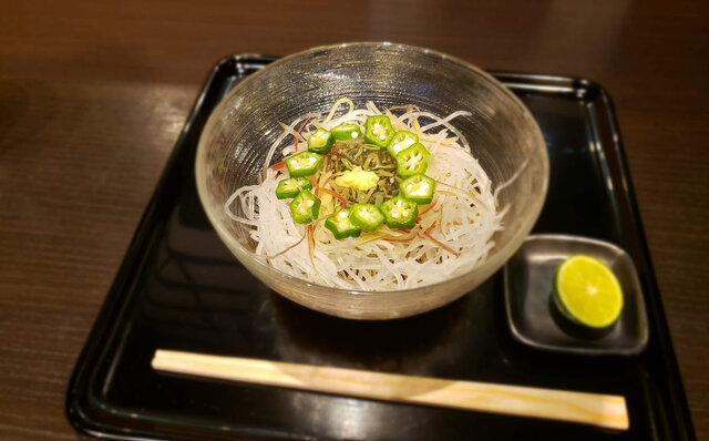 連載エッセイ|#ijichimanのぼやき「歴史的建築でいただく食事」 連載エッセイ|#ijichimanのぼやき「歴史的建築でいただく食事」