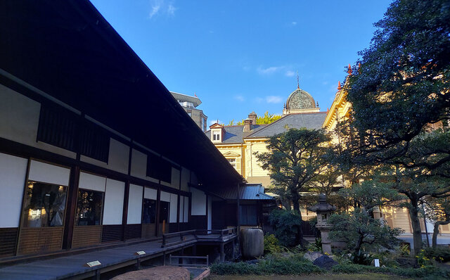 連載エッセイ|#ijichimanのぼやき「歴史的建築でいただく食事」 連載エッセイ|#ijichimanのぼやき「歴史的建築でいただく食事」