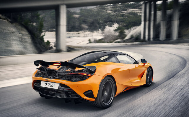 もっとも軽量かつもっともパワフル──マクラーレン 750Sがデビュー｜McLaren