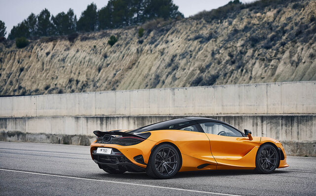 もっとも軽量かつもっともパワフル──マクラーレン 750Sがデビュー｜McLaren