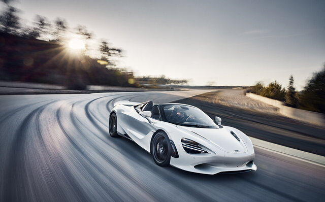 もっとも軽量かつもっともパワフル──マクラーレン 750Sがデビュー｜McLaren