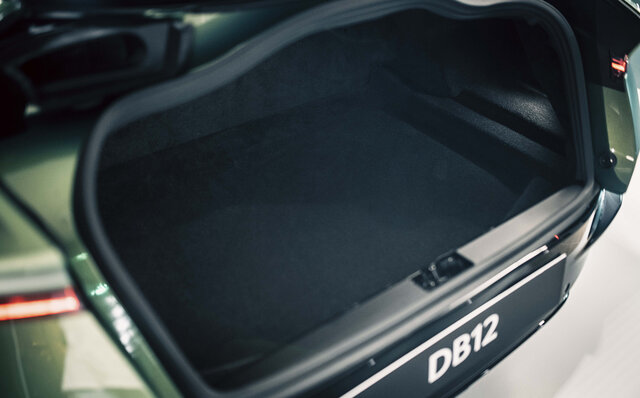 アストンマーティンの次世代スポーツカーを先導──アストンマーティンが新型DB12を発表|ASTON MARTIN アストンマーティンの次世代スポーツカーを先導──アストンマーティンが新型DB12を発表|ASTON MARTIN