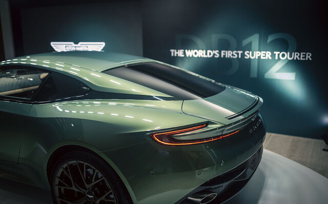 アストンマーティンの次世代スポーツカーを先導──アストンマーティンが新型DB12を発表|ASTON MARTIN アストンマーティンの次世代スポーツカーを先導──アストンマーティンが新型DB12を発表|ASTON MARTIN