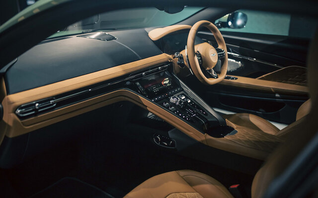 アストンマーティンの次世代スポーツカーを先導──アストンマーティンが新型DB12を発表|ASTON MARTIN アストンマーティンの次世代スポーツカーを先導──アストンマーティンが新型DB12を発表|ASTON MARTIN