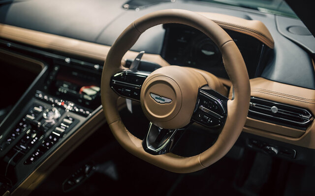 アストンマーティンの次世代スポーツカーを先導──アストンマーティンが新型DB12を発表|ASTON MARTIN アストンマーティンの次世代スポーツカーを先導──アストンマーティンが新型DB12を発表|ASTON MARTIN