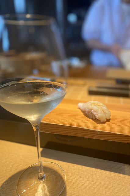 銘酒・満寿泉が手掛ける「リンク８」の食中酒としての魅力を、地元富山の美食巡りのなかで堪能｜FEATURE