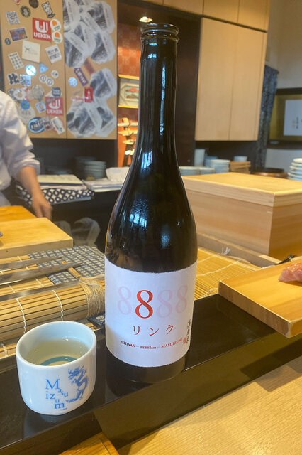 銘酒・満寿泉が手掛ける「リンク８」の食中酒としての魅力を、地元富山の美食巡りのなかで堪能｜FEATURE