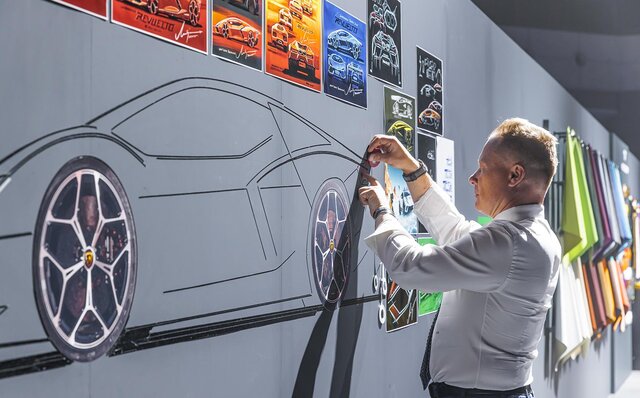 ランボルギーニ初のPHEVフラッグシップ、レヴエルトがジャパンプレミア｜Lamborghini