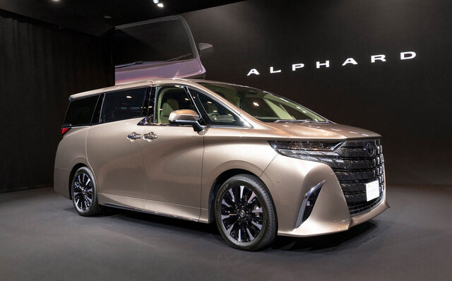 トヨタの最高級ミニバン、アルファードとヴェルファイアが8年ぶりフルモデルチェンジ──高級セダンに匹敵する快適性を実現｜TOYOTA