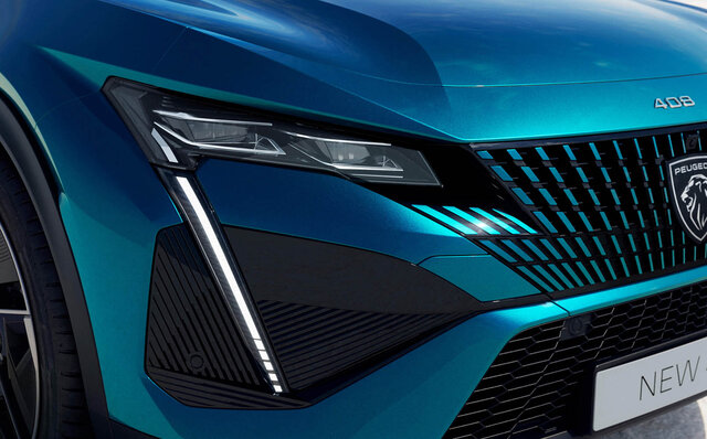 ファストバックとクロスオーバーを融合させた“新種”──プジョー408が日本に上陸 |PEUGEOT ファストバックとクロスオーバーを融合させた“新種”──プジョー408が日本に上陸 |PEUGEOT