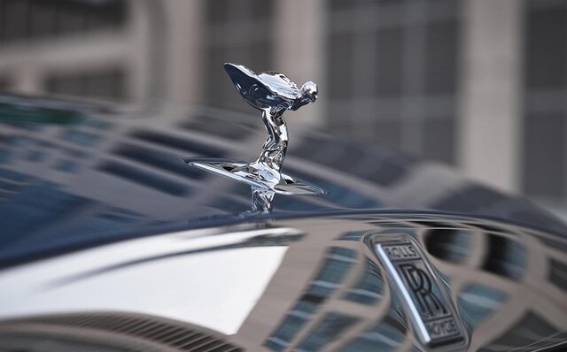 ロールス・ロイス初のBEVスペクターが日本上陸｜ROLLS-ROYCE