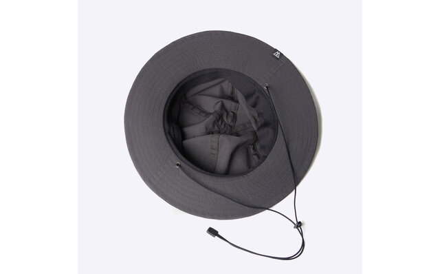 オープン5周年を記念。山道具メーカーとのコラボレーションアイテムが発売｜Nicetime Mountain Gallery