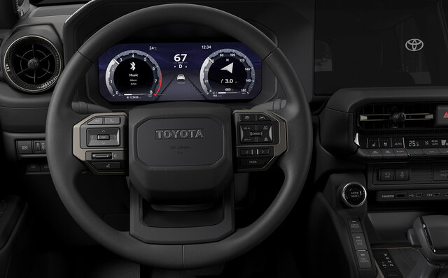 ランクルの本質へと原点回帰──「ランドクルーザー250」を世界初披露｜TOYOTA