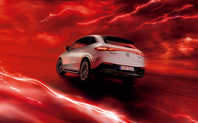 日本の道路事情に合ったボディサイズと取り回しの良さが特長の電動SUV「EQE SUV」が日本上陸｜Mercedes Benz