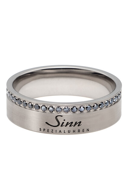 ドイツの鍛造製法を用いたリング。滑らかな付け心地と耐久性を兼ね備えた「ジン リング」｜SINN