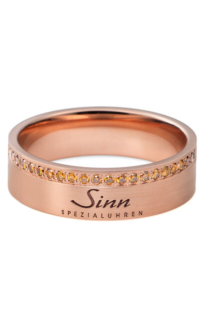 ドイツの鍛造製法を用いたリング。滑らかな付け心地と耐久性を兼ね備えた「ジン リング」｜SINN