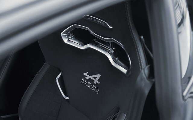 F1マシンのカーボン技術と素材を採用する限定車「アルピーヌ A110 S エンストン」が登場｜ALPINE