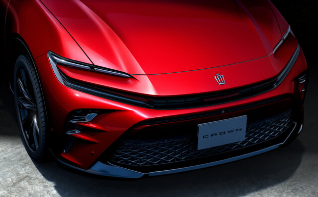 “新しいカタチのスポーツSUV” クラウン スポーツがデビュー｜TOYOTA