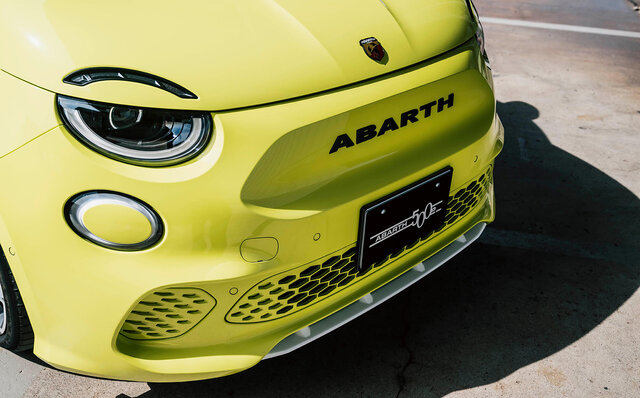 刺激的なエンジンサウンドを楽しめるアバルト初のBEV「アバルト500e」日本上陸|Abarth 刺激的なエンジンサウンドを楽しめるアバルト初のBEV「アバルト500e」日本上陸|Abarth