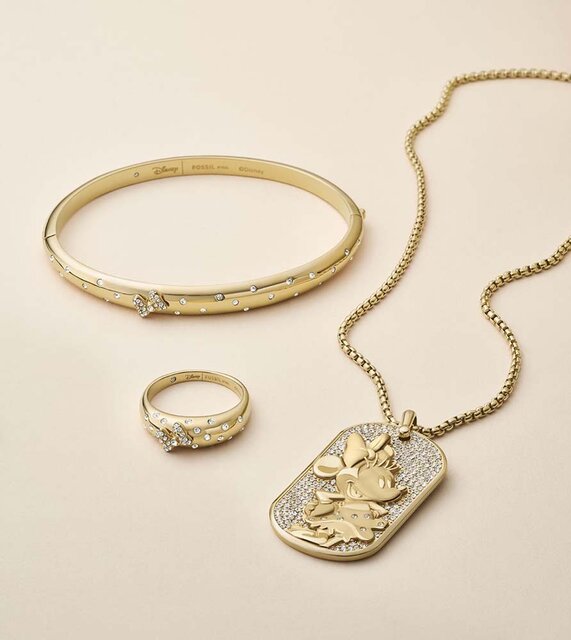 ディズニー創立100周年を祝した限定コラボレーションシリーズ第一弾を発表|Fossil ディズニー創立100周年を祝した限定コラボレーションシリーズ第一弾を発表|Fossil