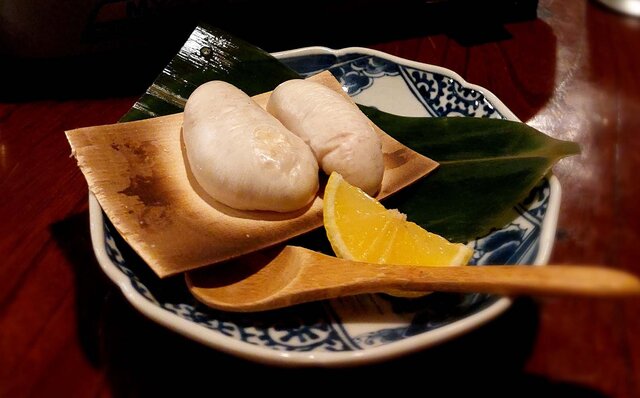 連載エッセイ|#ijichimanのぼやき「味わい深い魅力があふれる、現金払いだけのこだわりを貫く昔ながらの飲み屋」 連載エッセイ|#ijichimanのぼやき「味わい深い魅力があふれる、現金払いだけのこだわりを貫く昔ながらの飲み屋」