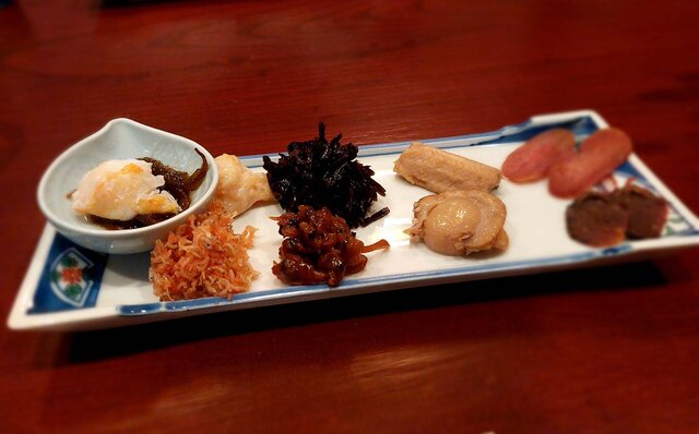 連載エッセイ|#ijichimanのぼやき「味わい深い魅力があふれる、現金払いだけのこだわりを貫く昔ながらの飲み屋」 連載エッセイ|#ijichimanのぼやき「味わい深い魅力があふれる、現金払いだけのこだわりを貫く昔ながらの飲み屋」