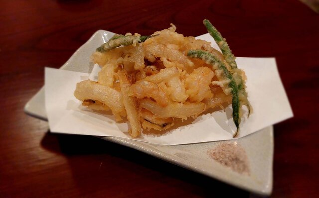 連載エッセイ|#ijichimanのぼやき「味わい深い魅力があふれる、現金払いだけのこだわりを貫く昔ながらの飲み屋」 連載エッセイ|#ijichimanのぼやき「味わい深い魅力があふれる、現金払いだけのこだわりを貫く昔ながらの飲み屋」