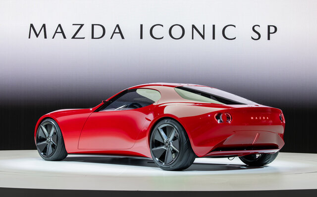 マツダがPHEVのコンパクトスポーツカーコンセプトを世界初披露｜MAZDA 