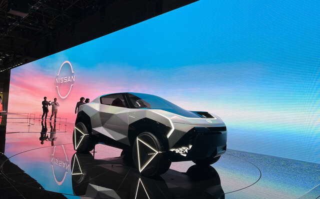 日産がハイパフォーマンスEVコンセプトモデル「ハイパーフォース」をアンベール ｜NISSAN