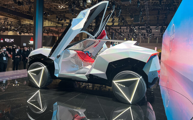 日産がハイパフォーマンスEVコンセプトモデル「ハイパーフォース」をアンベール ｜NISSAN