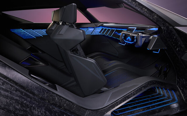 日産がハイパフォーマンスEVコンセプトモデル「ハイパーフォース」をアンベール ｜NISSAN