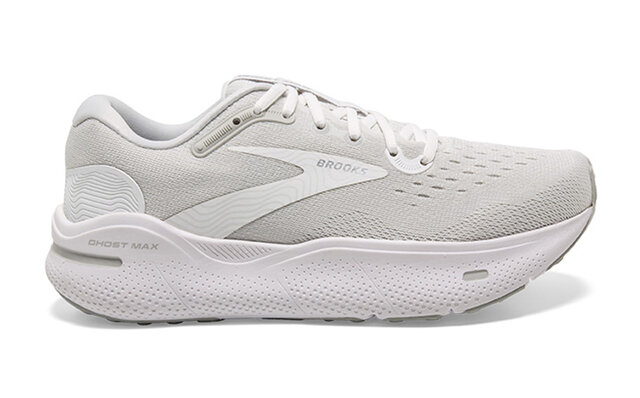 ブランドを代表する「Ghost」シリーズより、新しいクッショニングモデルが登場｜BROOKS