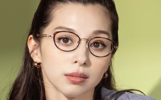 鯖江発の「ラインアート シャルマン」井浦 新と中条あやみによる新ビジュアルを展開|Line Art CHARMANT 鯖江発の「ラインアート シャルマン」井浦 新と中条あやみによる新ビジュアルを展開|Line Art CHARMANT