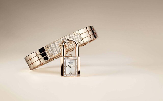 エルメス2023AW新作「H08」「ケリー」鮮やかに輝くウオッチを展開|HERMÈS エルメス2023AW新作「H08」「ケリー」鮮やかに輝くウオッチを展開|HERMÈS