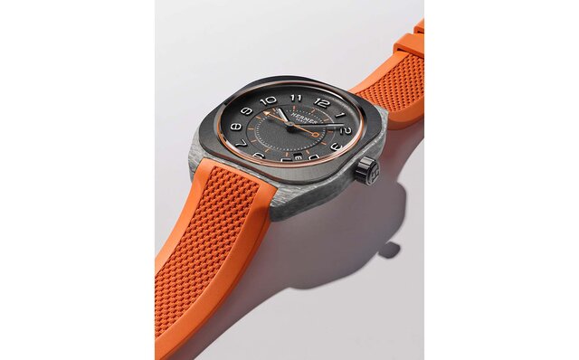 エルメス2023AW新作「H08」「ケリー」鮮やかに輝くウオッチを展開|HERMÈS エルメス2023AW新作「H08」「ケリー」鮮やかに輝くウオッチを展開|HERMÈS