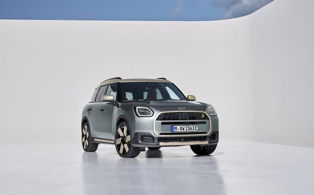 次世代MINIの幕開けを告げる新型MINIカントリーマンがデビュー｜MINI