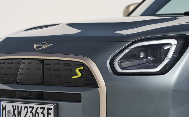 次世代MINIの幕開けを告げる新型MINIカントリーマンがデビュー｜MINI