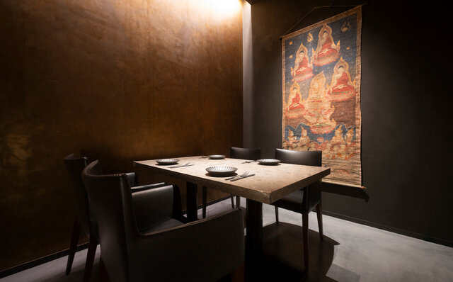 麻布台ヒルズに話題のタイ料理が初上陸。カジュアルラインの「SAAWAAN BISTRO」|EAT 麻布台ヒルズに話題のタイ料理が初上陸。カジュアルラインの「SAAWAAN BISTRO」|EAT