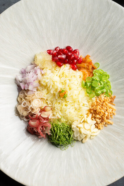 麻布台ヒルズに話題のタイ料理が初上陸。カジュアルラインの「SAAWAAN BISTRO」|EAT 麻布台ヒルズに話題のタイ料理が初上陸。カジュアルラインの「SAAWAAN BISTRO」|EAT