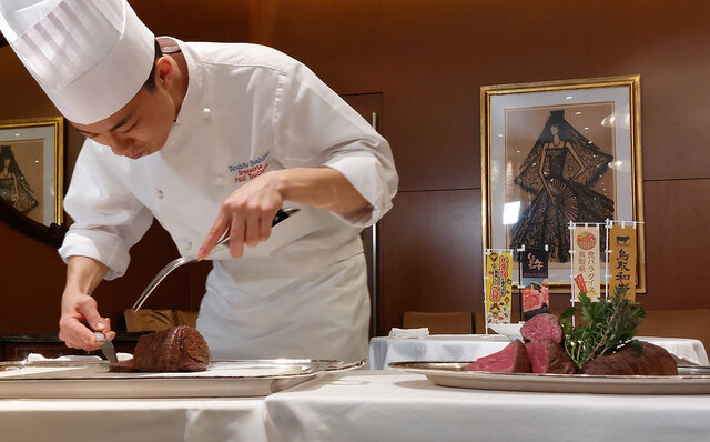 ポール・ボキューズで味わう、日本各地のブランド牛や銘柄牛の始祖 山陰和牛の魅力|EAT ポール・ボキューズで味わう、日本各地のブランド牛や銘柄牛の始祖 山陰和牛の魅力|EAT