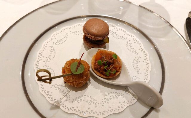 ポール・ボキューズで味わう、日本各地のブランド牛や銘柄牛の始祖 山陰和牛の魅力|EAT ポール・ボキューズで味わう、日本各地のブランド牛や銘柄牛の始祖 山陰和牛の魅力|EAT