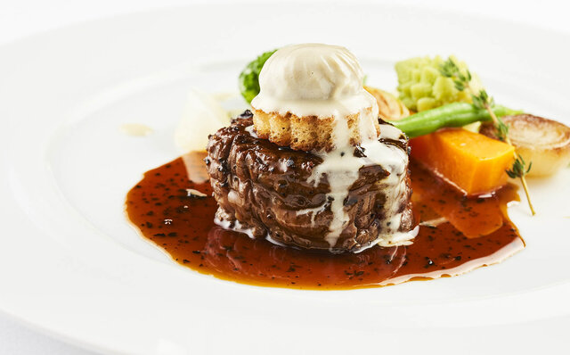 ポール・ボキューズで味わう、日本各地のブランド牛や銘柄牛の始祖 山陰和牛の魅力|EAT ポール・ボキューズで味わう、日本各地のブランド牛や銘柄牛の始祖 山陰和牛の魅力|EAT