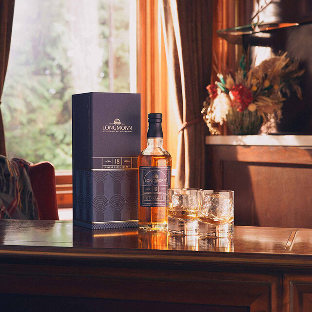 130年の歴史を持つ「ロングモーン」が、味とボトルデザインを一新！｜LONGMORN