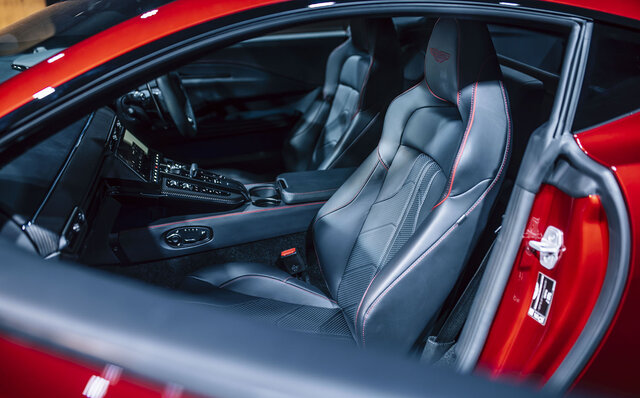 アストンマーティンから史上最速の新型ヴァンテージが誕生｜Aston Martin
