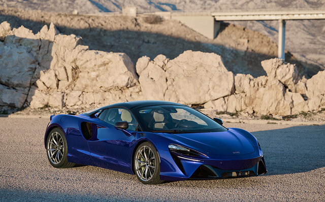 PHEVハイパーカー、アルトゥーラに待望のオープンモデル誕生|McLaren PHEVハイパーカー、アルトゥーラに待望のオープンモデル誕生|McLaren